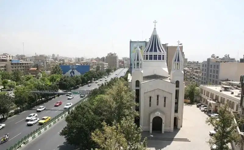 تخلیه چاه در کریم خان تهران