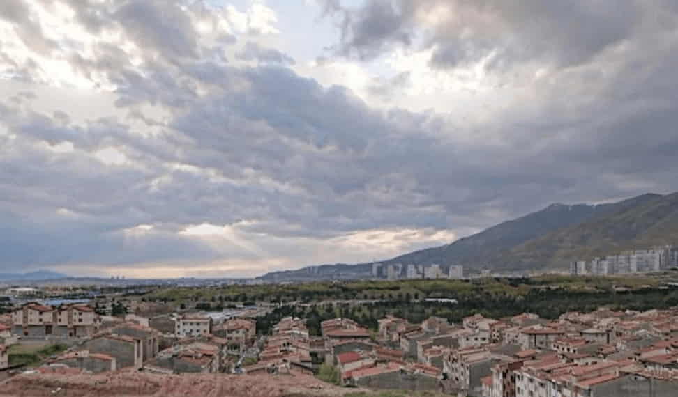 خدمات تخلیه چاه و مدیریت سیستمهای فاضلاب در سرو آزاد تهران